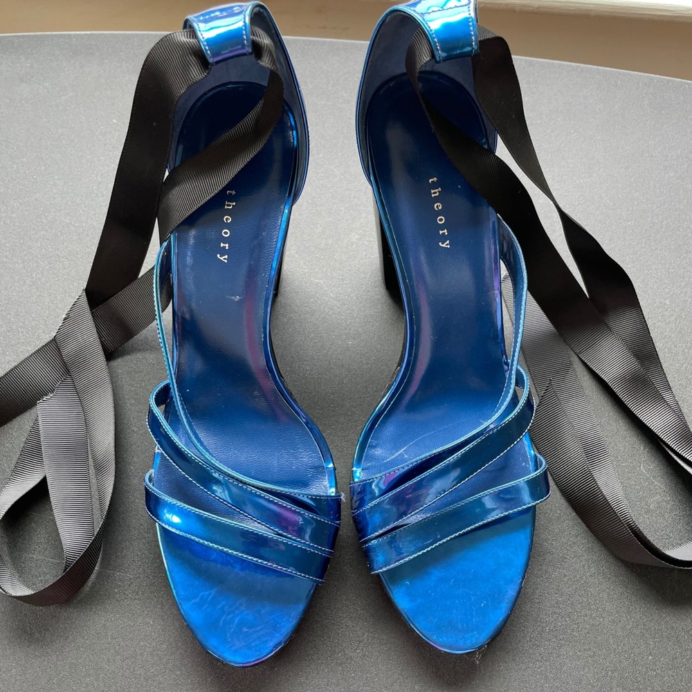Theory Size 6.5 Strappy Sandals Metallic Blue Patent Leather Ribbon Tie Heels